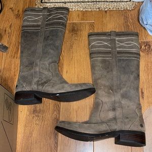 Ruffhewn Tall Leather Women’s Boots - Size 10M ✨